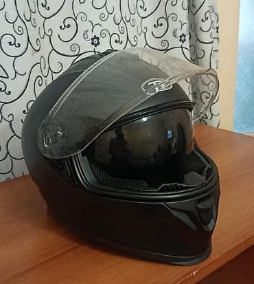 yalquzaq moto: Tam üzlü motosiklet dəbilqəsi – mat qara Xüsusiyyətlər: - Tam üzlü — 3