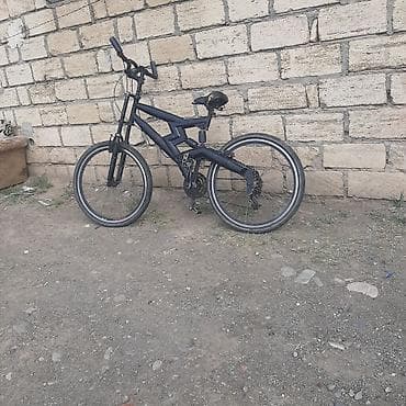 dağ: Salam velosiped tecili satililir barter var 26liq dir qara rengli — 3