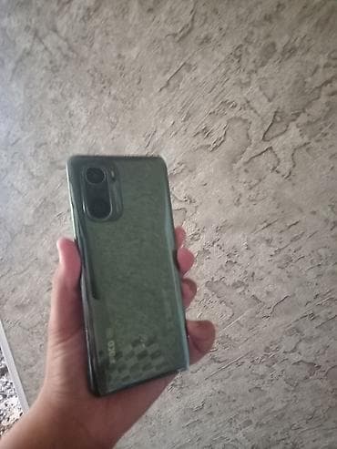 2 inci el telefon: Salam problemi birce ekrandi ekran olsa isdiyiyer qalan heç bir — 2