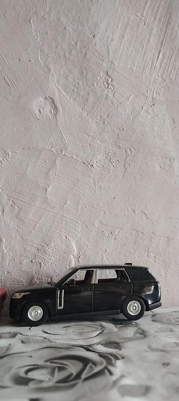 Land Rover, 2025 il, 1:25, Dəmir, Ödənişli çatdırılma