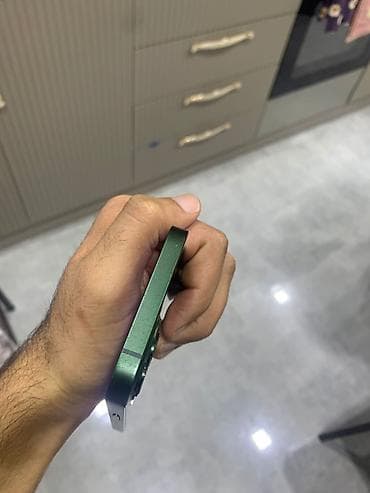 iphone 7s: IPhone 13, Yaşıl — 2