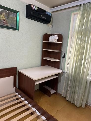 kunc servant: Künc masa, Polkalı, Siyirməsiz, MDF, Zəmanətsiz, Kredit yoxdur — 1
