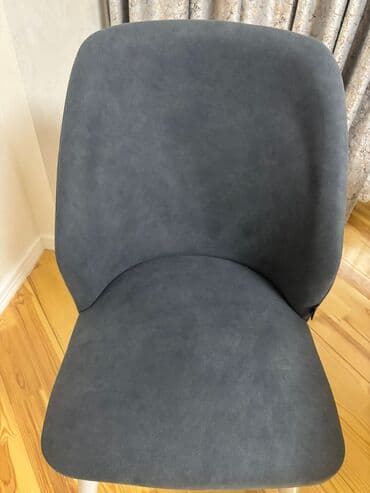 Masa və oturacaq dəstləri: Qonaq otağı üçün, Açılmayan, Dördbucaq masa, 4 stul — 5