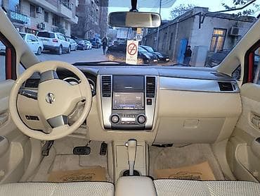 Продажа авто: Nissan Tiida: 1.5 л | 2012 г. Хэтчбэк — 5