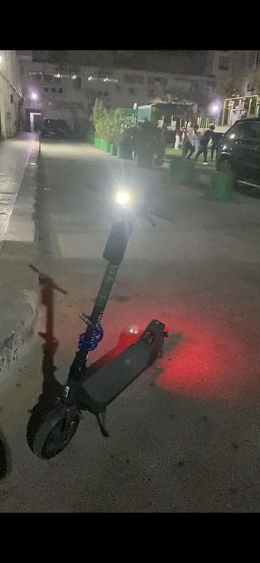 elektirikli mapet: Elektrikli skuter - Şəhərdaxili rahat gediş üçün kompak təkərli — 2