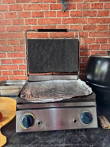 döner yeri: Dönərxanaya məxsus bütün lazım olan avadanlıqlar birlikdə satılır — 2