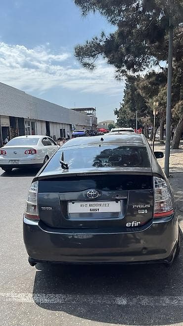 afdamabiler: Toyota Prius: 1.5 l | 2008 il Hetçbek — 2