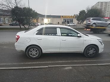 headway tekerleri: Chevrolet Cobalt: 1.5 l | 2025 il 20000 km Sedan — 4