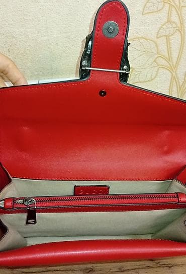 qırmızı canta: Çiyin çantası, Gucci — 4