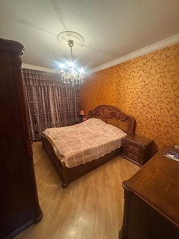 Klassik üslubda yataq otağı mebel dəsti Tərkibi: - 2 nəfərlik taxta — 4