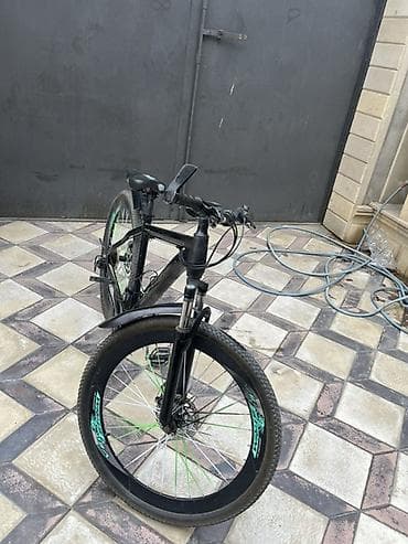 Şəhər velosipedləri: Dağ velosipedi – 29” təkərli, alüminium gövdə - Rəng: qara, yaşıl — 2