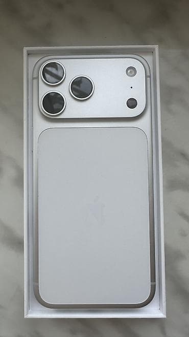 philips xenium 9@9z: IPhone 17 Pro Max, 256 GB, Gümüşü — 2