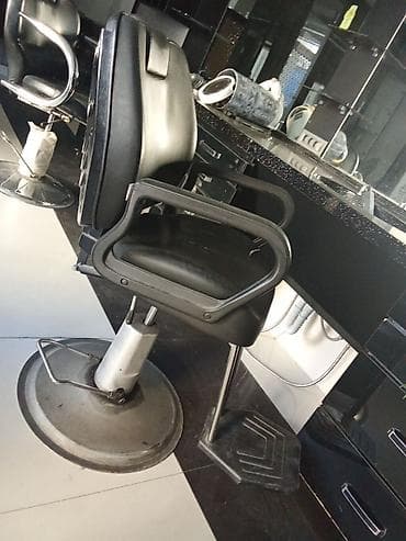 salon kreslo: İşlənmiş, Saş kəsimi kreslosu — 1