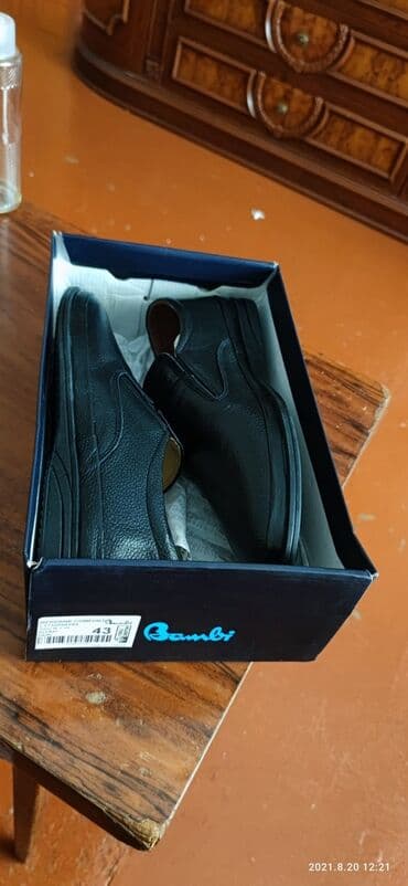 Другая мужская обувь: Türkiyədən sifarişlə almışıq. Ayağıma böyük olduöu üçün neçəyə — 2