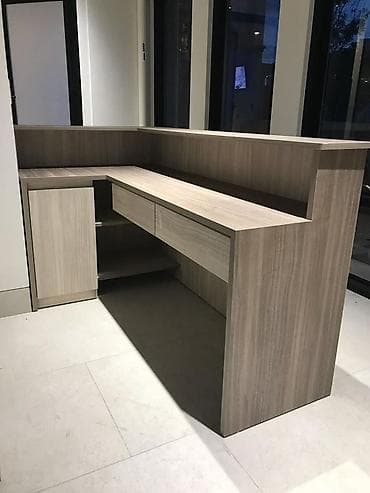 kamputer masa ustu: Yeni, Resepşn, Künc masa — 1