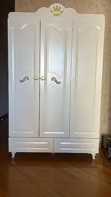 dolab aliram: İşlənmiş, 3 qapılı, Siyirməli, Ağ, Digər material, Açılan, Düz dolab — 1