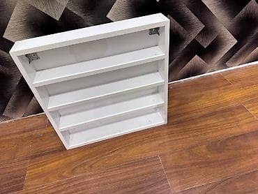 trimo mebel: İşlənmiş, Manikür üçün masa, Güzgüsüz — 4