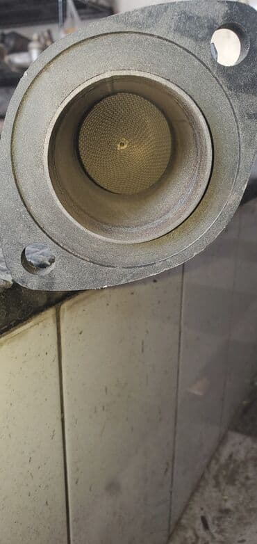 toyota corolla: Tayota prado 2.7 Avtomobilin mühərrikinin çıxardığı zərərli qazları — 3