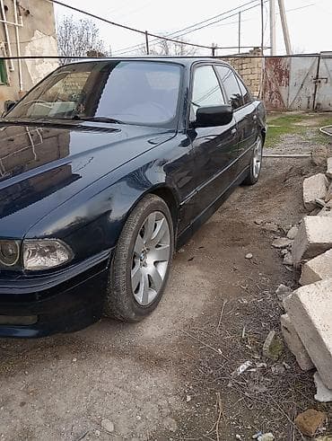 BMW 7 series: 3.5 л | Седан — 4