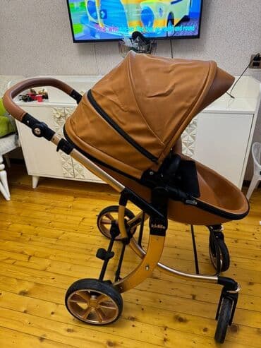 quatro mini uşaq arabaları: Klassik gəzinti arabası, Kidilo, İşlənmiş, Cins: Oğlan, Yaş: 1-6 ay, Ünvandan götürmə — 2