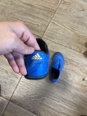 детские кроссовки для футбола: Uşaq üçün futbol ayaqqabısı – Adidas - Rəng: mavi, yanlarda 3 zolaq — 3