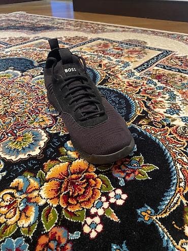 krosofka: BOSS brendli kişi krossovkası - Rəng: tam qara - Üst hissə — 4