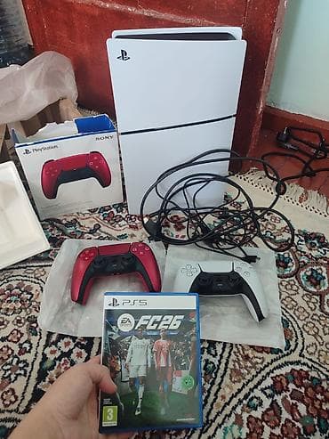 PlayStation 5 (PS5) konsol paketi Tərkib: - PlayStation 5 konsolu (ağ