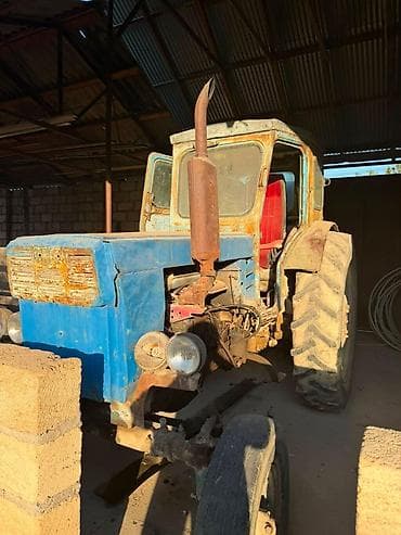 dərman səpən traktor: T40 traxtor satılır 2 dənə lapet birdə çala çıxaranla birlikdə traxdor — 6