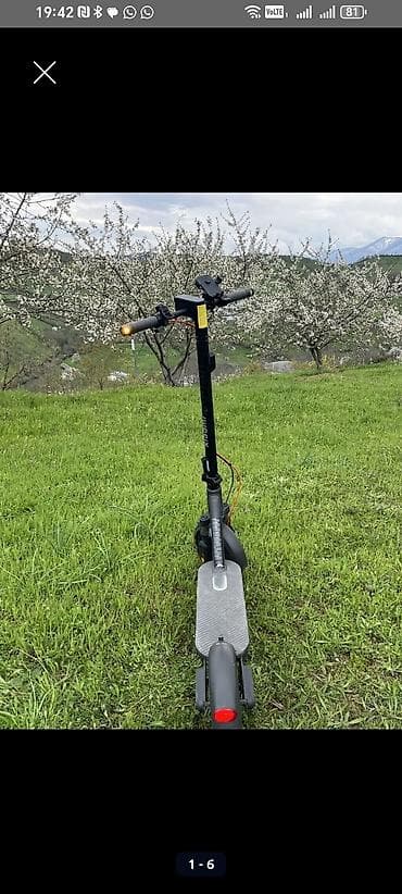 mini velo: Elektrik skuter - Şəhərdaxili rahat hərəkət üçün kompak təkərli — 5