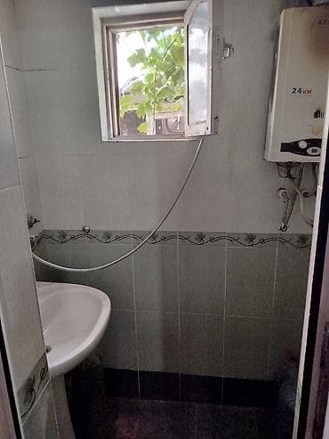 ev alan: 2 otaqlı həyət evi – məişət texnikası və əsas mebel ilə Xocasən — 1
