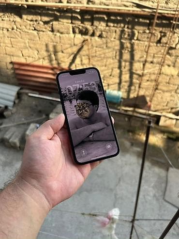 ipod touch 8: IPhone 13, 128 GB, Qara, Face ID — 1