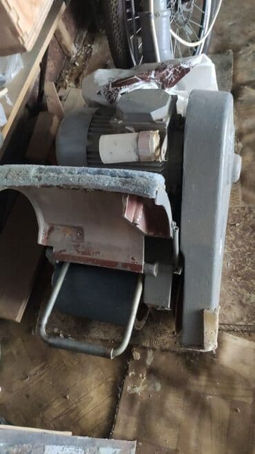 durujba matoru: Taxta döşəmə üçün lentalı yonma/zımpara maşını - Güclü elektrik — 3