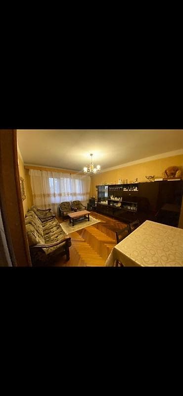 Şamaxinka 4cü mikrorayon -4 otaqlı, skvaznoy (iki tərəfə baxışı — 3