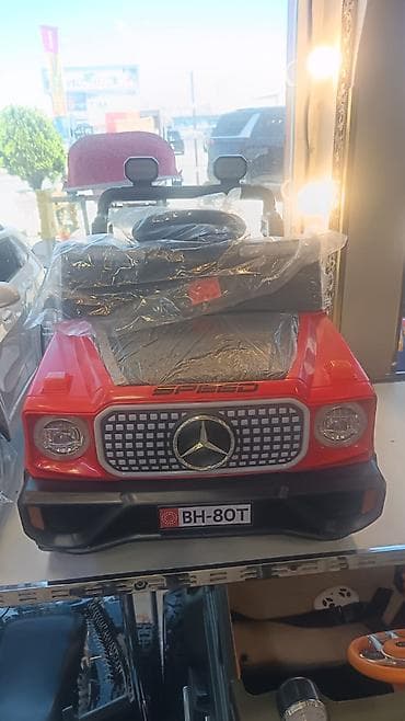 ugg bakü: Uşaq üçün elektrikli minik maşınları Xüsusiyyətlər: - Korpus: parlaq — 2