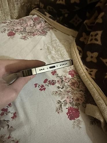 samsung galaksi a3: IPhone 13 Pro, 128 GB, Zəmanət — 4