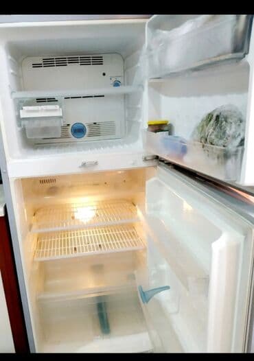 dondurma qabı: Б/у 2 двери Sharp Холодильник Продажа, цвет - Серый — 2