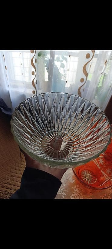 peygember ciceyi: Şüşə və keramika qablar dəsti Məzmun: - Şüşə meyvə/garnitür qabları — 2
