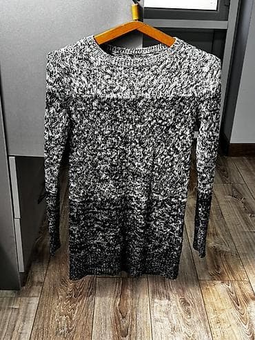 Qadın trikotaj sviter - Rəng: qara-ağ “melanj”, altdan yuxarıya doğru — 2