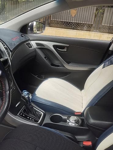 disk: Hyundai Avante: 1.6 l | 2015 il Sedan — 10