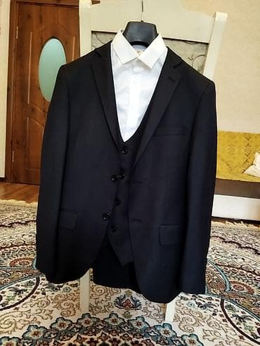 Kostyum-şalvar,jilet,pencək+köynək,hamısı birlikdə 75 AZN