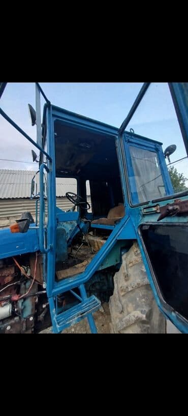 işlənmiş akkumulyator: Traktor Belarus (MTZ) 82, 1991 il, motor 2.4 l, İşlənmiş — 3