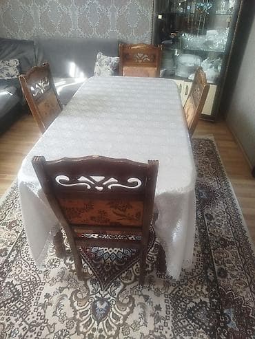 Qonaq otağı üçün, Açılmayan, Dördbucaq masa, 4 stul