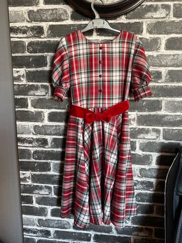 Məktəbli forması: Платье новое сшитое на заказ
10-12 лет — 2