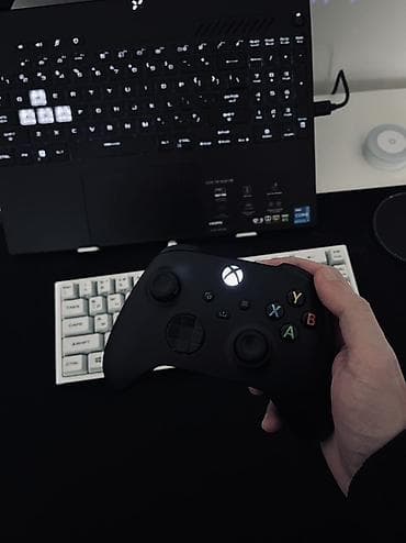 iphone 16 pro 256: Xbox Wireless Controller (qara) X box pultu satilir. Qutusu var — 2