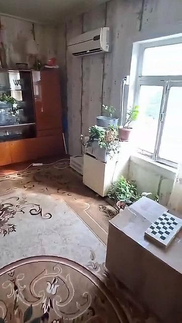 1 комнатная квартира студия: Satılır: həyət evi və geniş torpaq sahəsi 5 otaqlı 8 sot ərazi - — 8