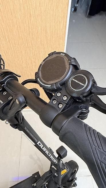 Dualtron elektrik skuter - Güclü ikiqat amortizasiya sistemi: ön və — 3