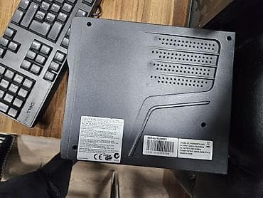 masa ustu konputer: Dell masaüstü kompüter komplekti Tərkibi: - Dell LCD monitor - Dell — 4