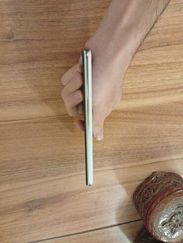 Hummer: Xiaomi 11T, 256 GB, rəng - Ağ, 
 İki sim kartlı — 2