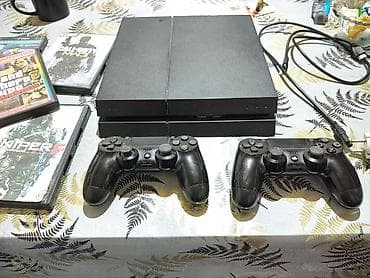 Sony PlayStation 4 (PS4) oyun konsolu seti Komplekt: - PS4 konsolu