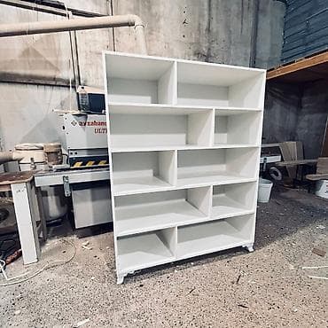 nerjaveka cen: Kitab rəfi, Düz — 1